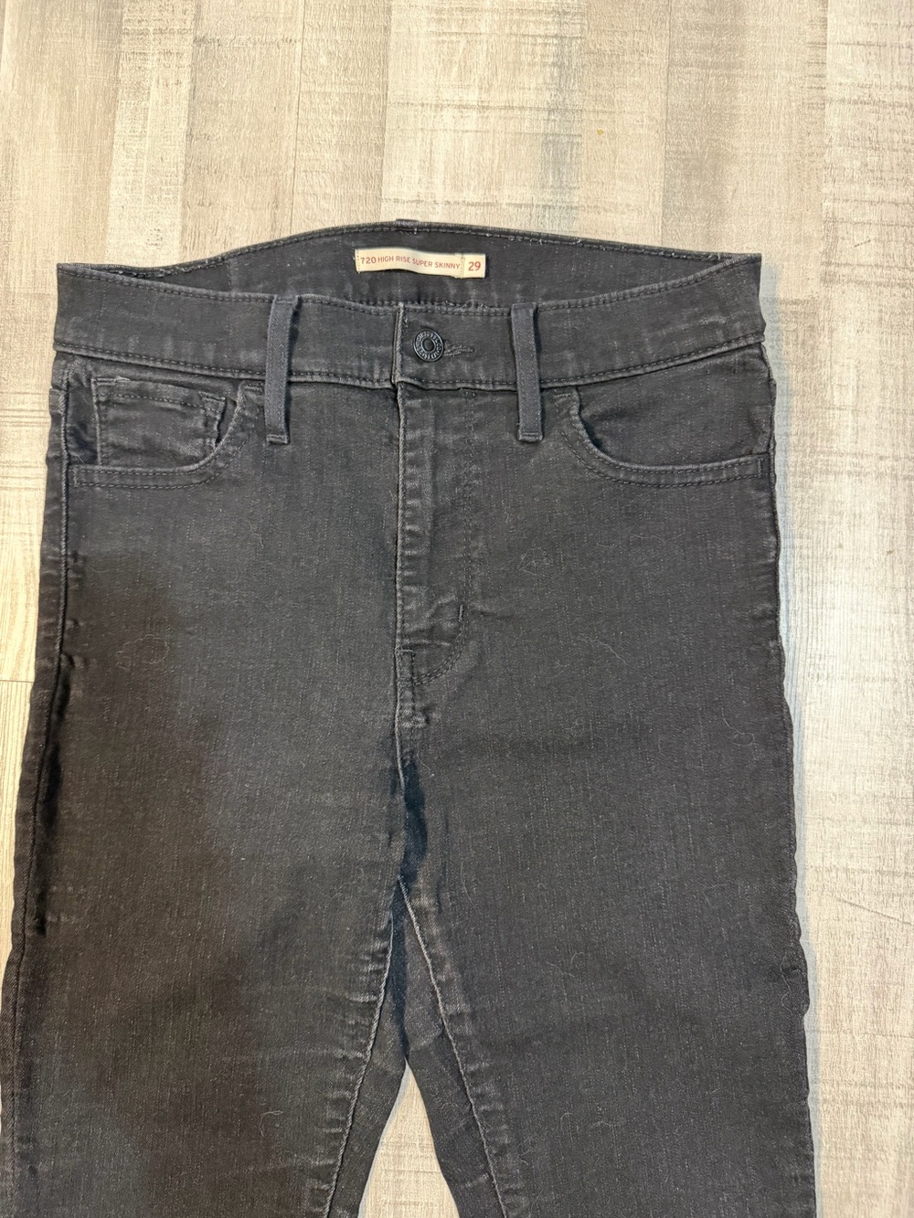 Women’s Levi’s 720 High Rise Super Skinny Jeans Black Size 29 Stretch Denim